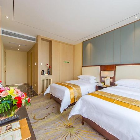 Vienna International Hotel Diecai Wanda High Speed ​​Rail Station Guilin Buitenkant foto