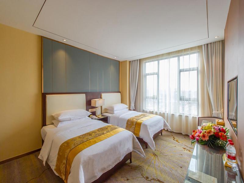 Vienna International Hotel Diecai Wanda High Speed ​​Rail Station Guilin Buitenkant foto