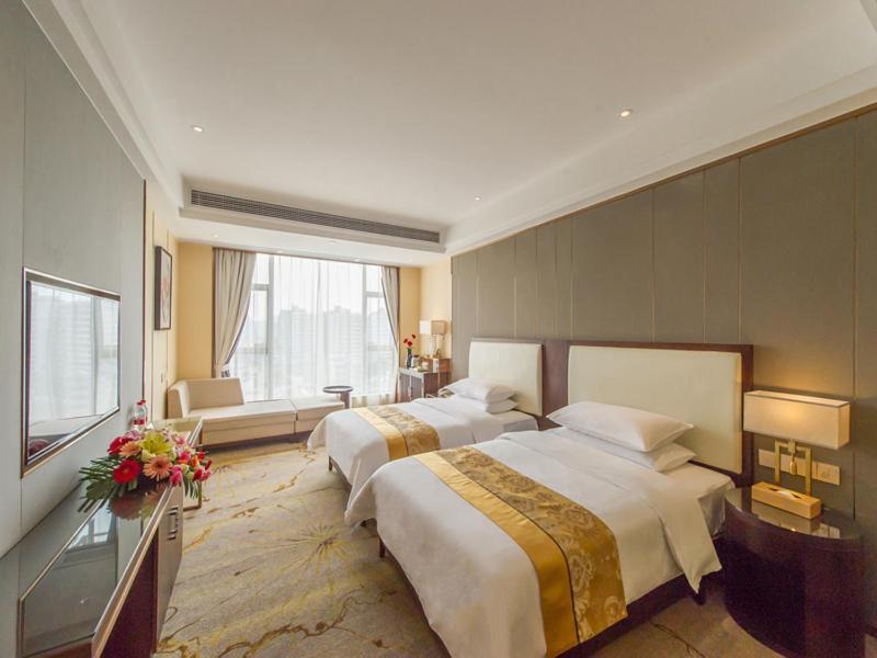 Vienna International Hotel Diecai Wanda High Speed ​​Rail Station Guilin Buitenkant foto
